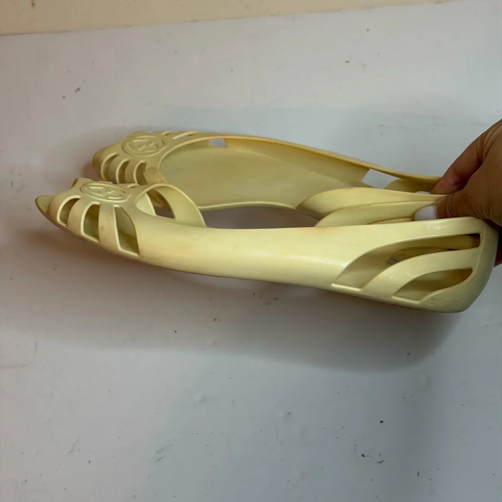 Gucci Interlocking GG jelly ballet flats in a light yellow Project